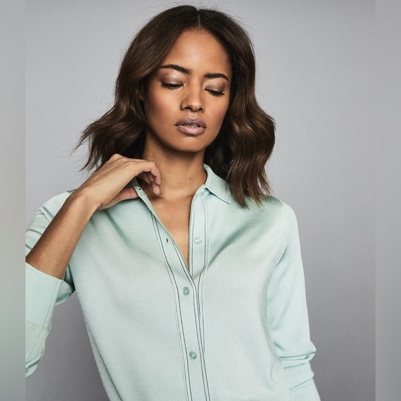 NWT Reiss Ida Stitch Detail Button Through Top - Picture 3 of 7